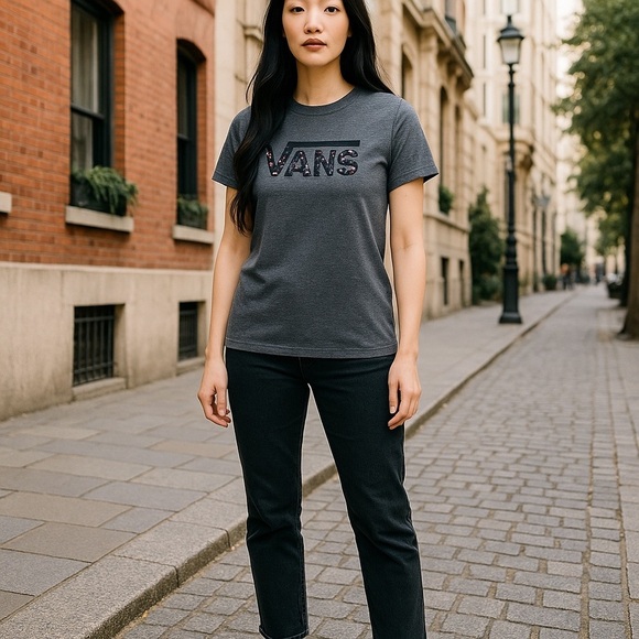 Vans Tops - Vans Women’s Small Gray Floral  Emblem T-Shirt Short Sleeve Crew Neck cotton